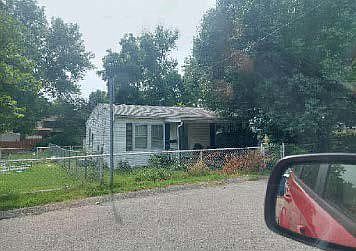 1st image of 9984 Meadow Ave