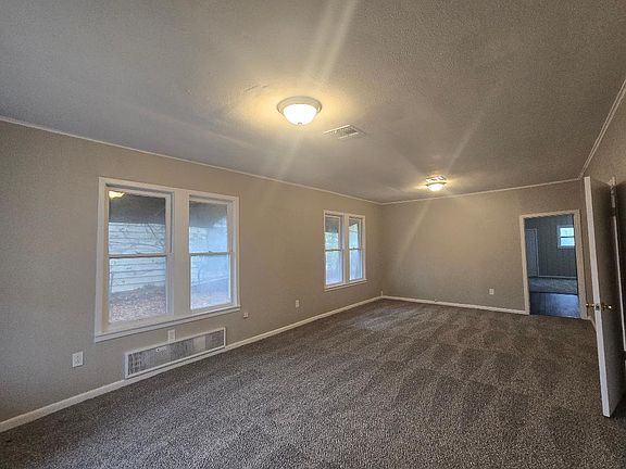 2nd image of 1126 W 6th Ave
