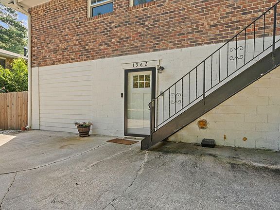 2nd image of 1362 Willivee Dr #B