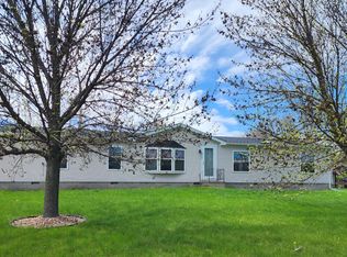 904 S 13th St, Olivia, MN 56277