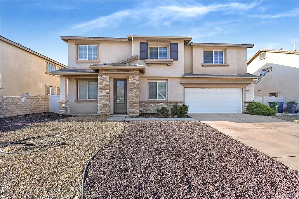 2307 Foxtail Dr photo 1