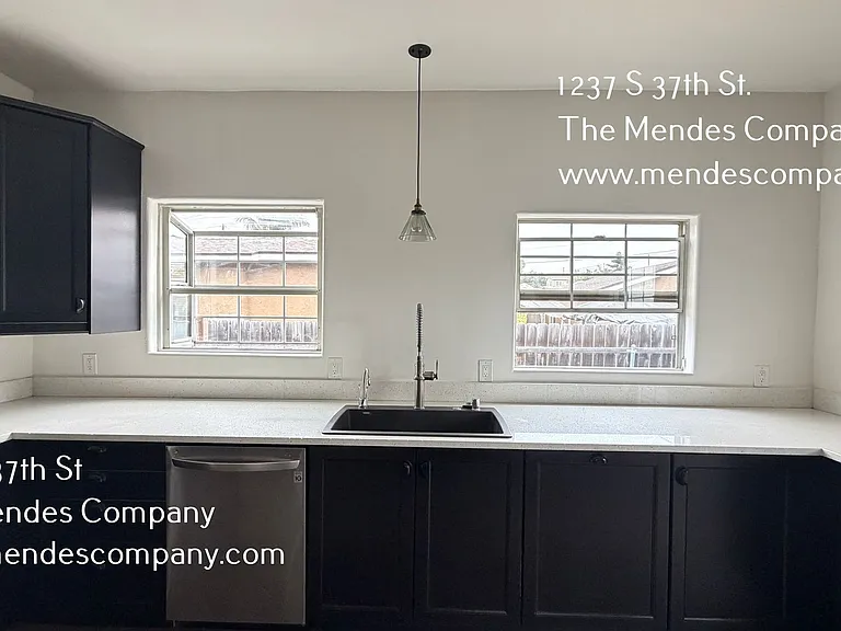 1237 S 37th St #FRONT HOUSE — Photo 8