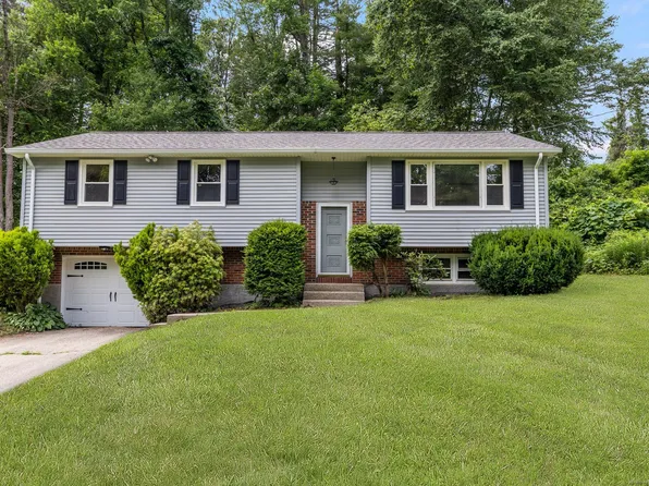 106 Little Pond Road, Woodstock, CT 06281