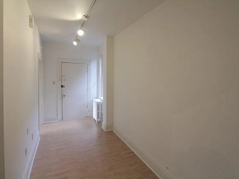 200 Kelly Ave #2 — Photo 9