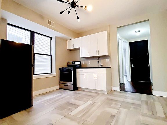 2nd image of 619 Bramhall Ave #1-F