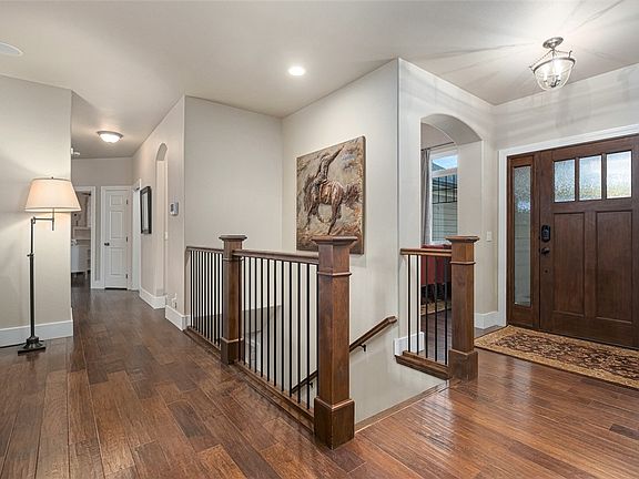 3rd image of 2132 Park Ridge Ln S