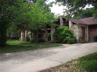 9104 Queenswood Dr, Austin, TX 78748