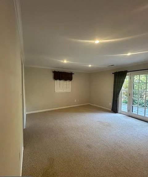 7412 Hallcrest Dr — Photo 3