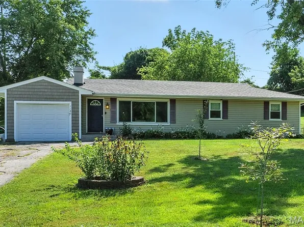 1320 Spring Dr, Herculaneum, MO 63048