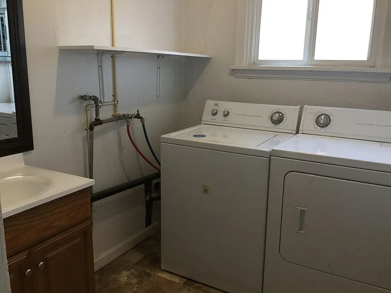 801 Pecks Dr #A — Photo 14
