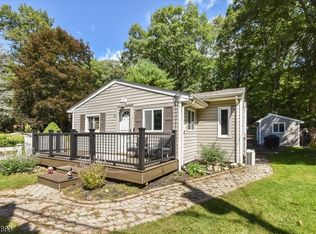 12 Newton Dr, West Milford, NJ 07480