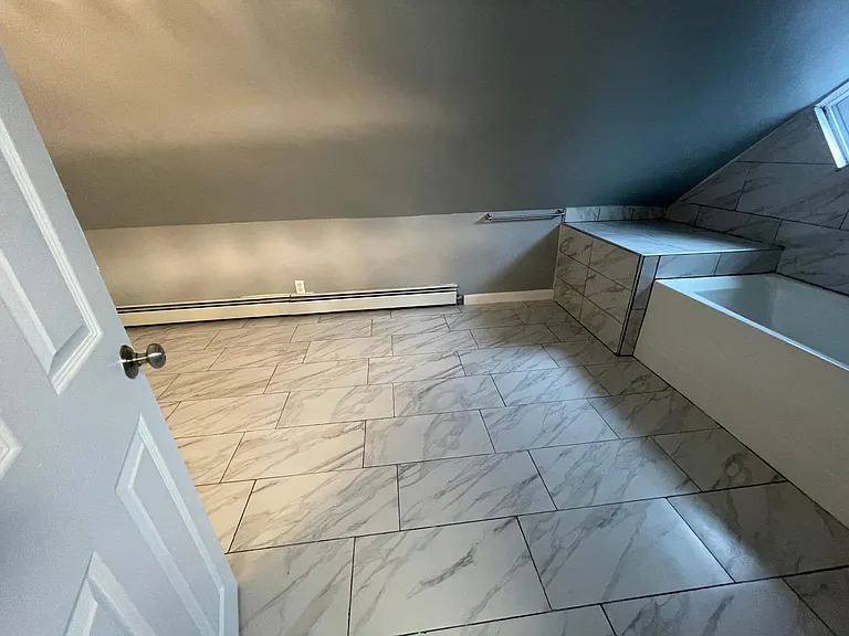 326 Main St #201 — Photo 40