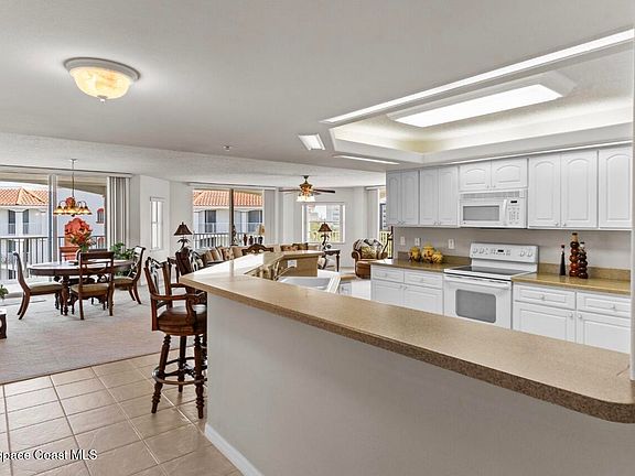 4th image of 8934 Puerto Del Rio Dr #8503