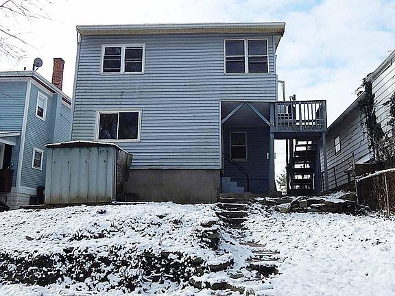 3rd image of 3900 Leslie Ave