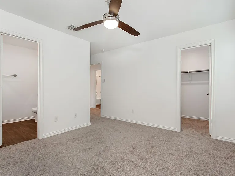 9213 Marilyn Pl — Photo 16