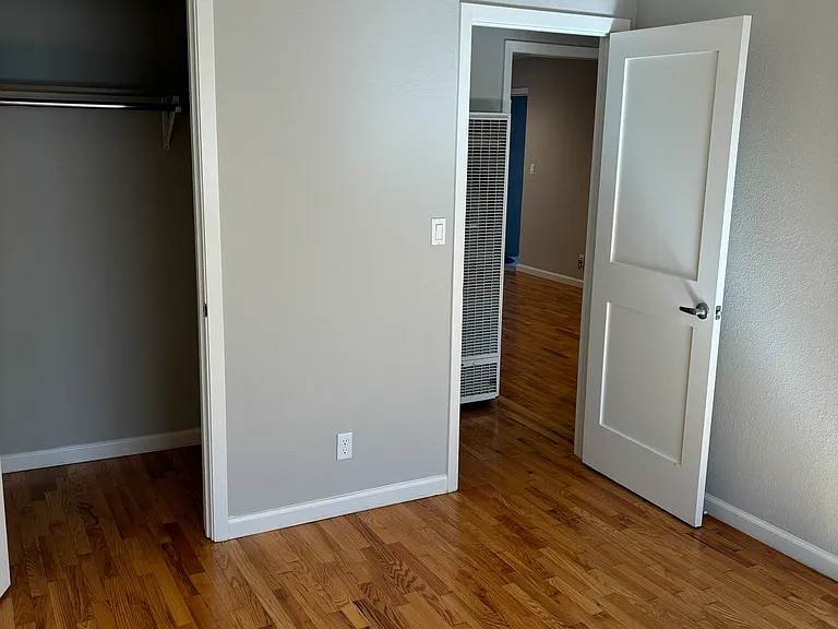 209 Milbrae Ln #3 — Photo 9