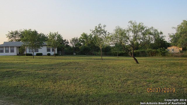 1st image of 120 Cross Ln