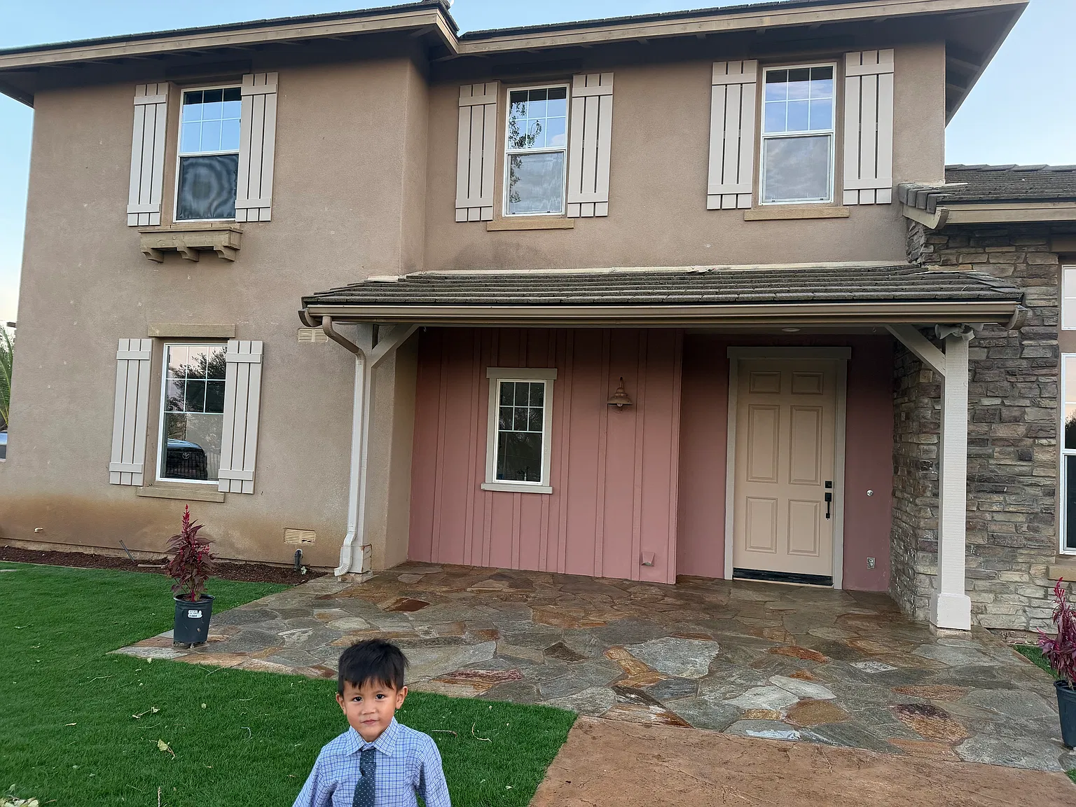 5 bed, 4473 sqft, $7,500 — Photo 2