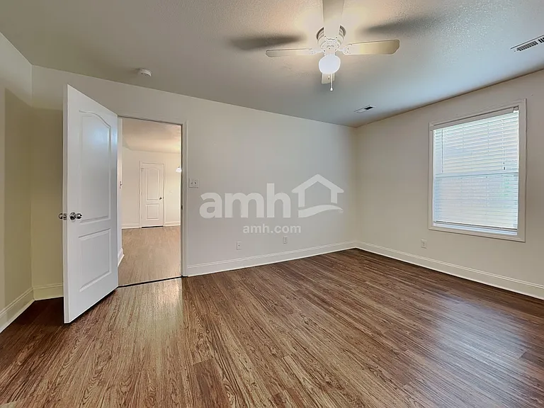 6515 Mission Springs Ln — Photo 12