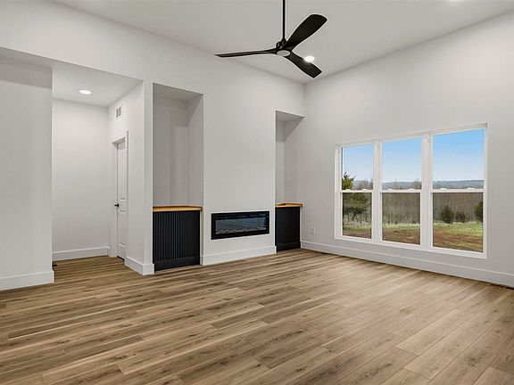 4th image of 1174 Mount Olivet Rd