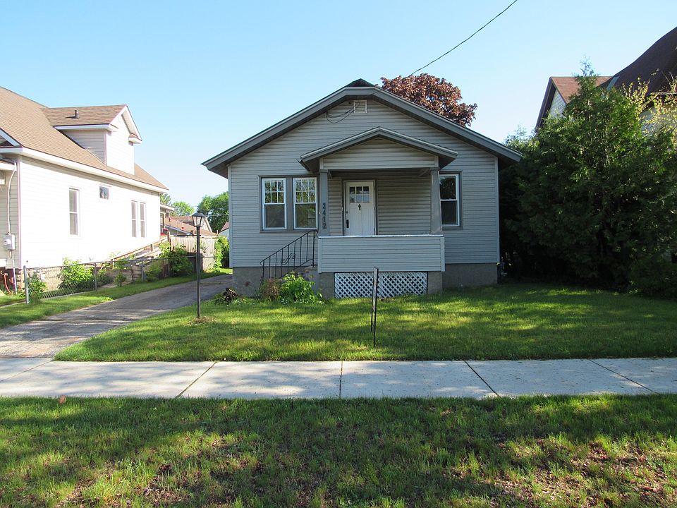 1st image of 2412 14th Ave