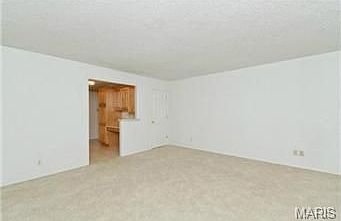 4th image of 6782 English Oak Ct