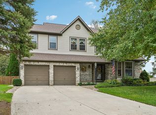 750 Montmorency Dr E, Pickerington, OH 43147