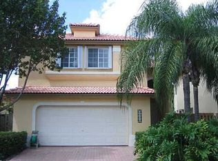 5216 NW 113th Pl, Doral, FL 33178