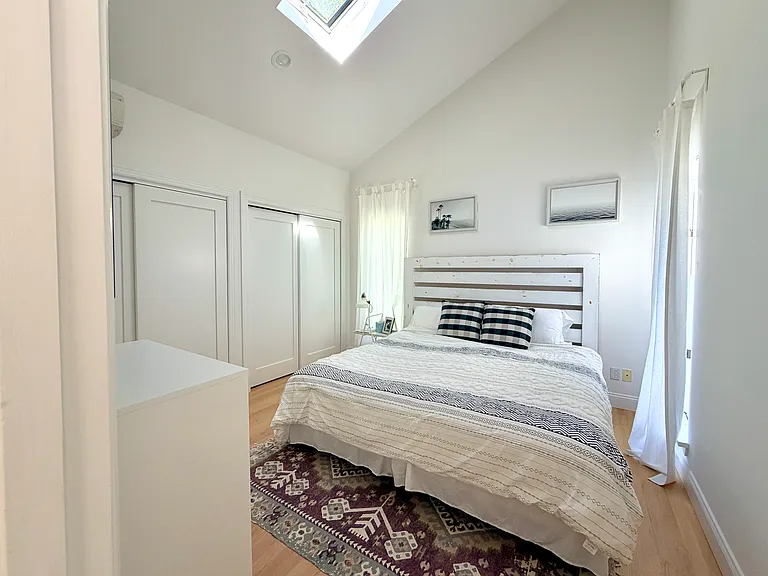 7 Midhampton Ct — Photo 18