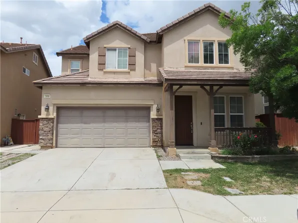 3908 Bluff St, Perris, CA 92571