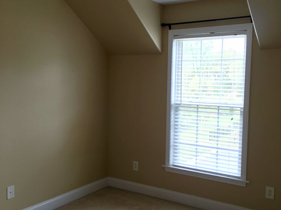 3rd image of 2350 Sweetbriar Ln