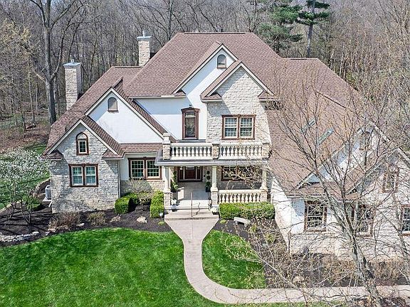 2nd image of 1420 Elkhorn Dr