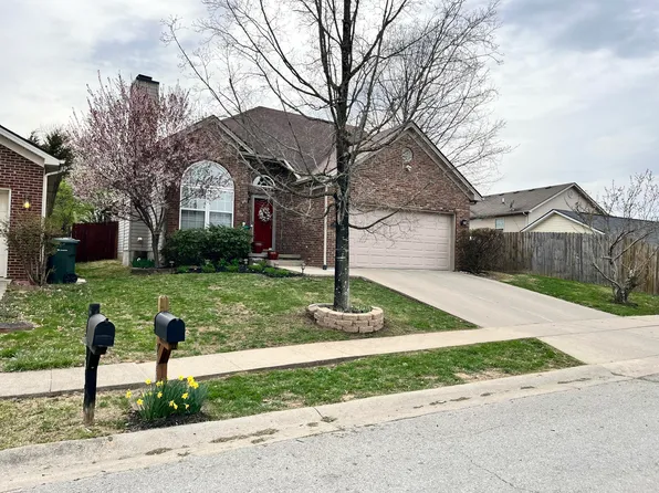 2480 Shady Hills Dr, Lexington, KY 40509