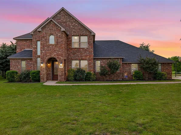 160 Kelly Dr, Waxahachie, TX 75167