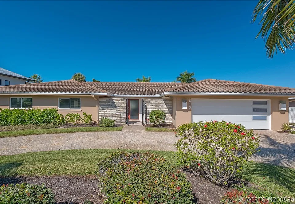 513 Gunwale Ln
