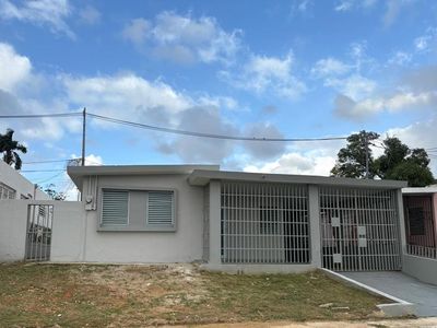 Aa 8 L Calle Ana, Bayamon, PR, 00959