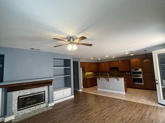 2nd image of 9740 Shadow Mountain Dr Unit B