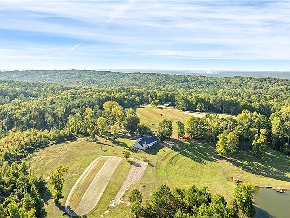 4th image of 1135 Whitman Field Rd