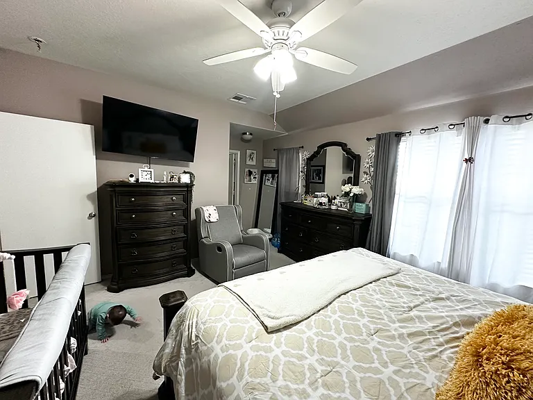 21827 Paril Creek Dr — Photo 2