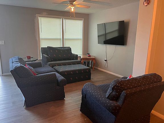 5th image of 754 Genevo Ave SW