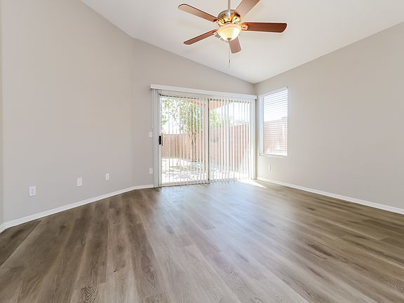 5th image of 2703 E Campo Bello Dr