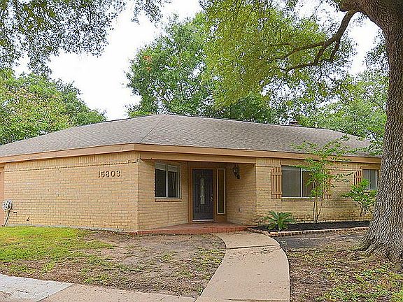 2nd image of 15803 Stanhope Ct