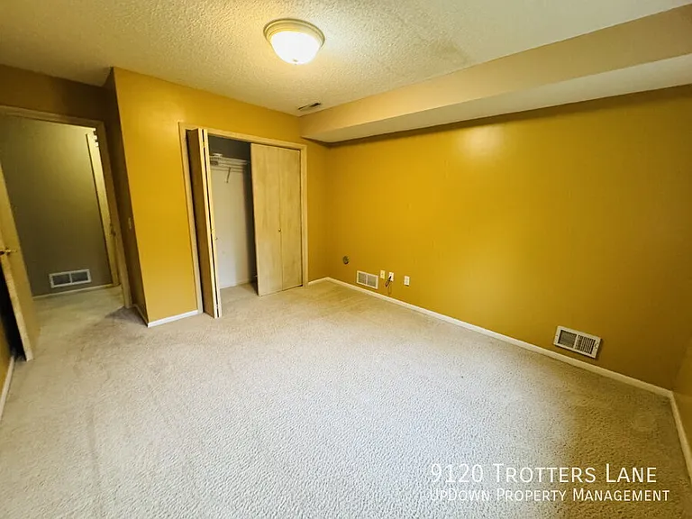 9120 Trotters Ln — Photo 44