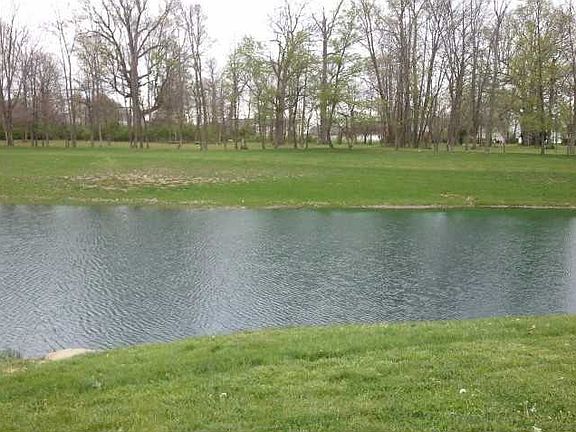 2nd image of 2311 Shadowbrook Dr