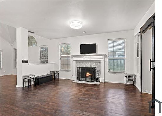 5th image of 4604 Creekside Dr