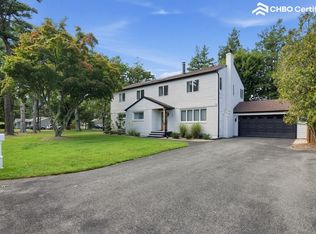 112 Southern Blvd, East Patchogue, NY 11772