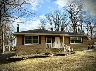 130 Weldon Rd, Lake Hopatcong, NJ 07849