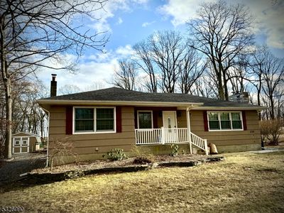 130 Weldon Rd, Lake Hopatcong, NJ, 07849