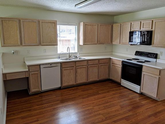 4th image of 8505 Swan Park Dr