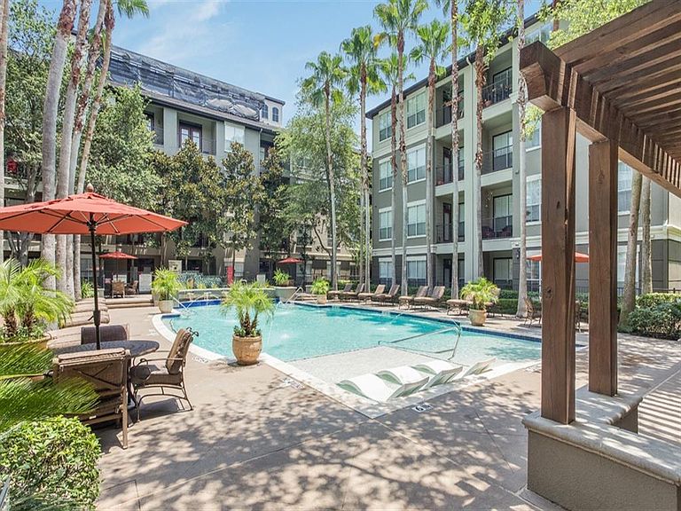 The Plaza Museum District Apartment Rentals Houston, TX